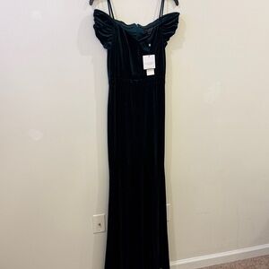 Laundry By Shelli Segal Emerald Velvet off the  shoulder Dress